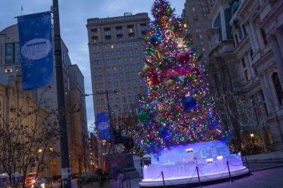 A Perfect Christmas Holiday In Philadelphia